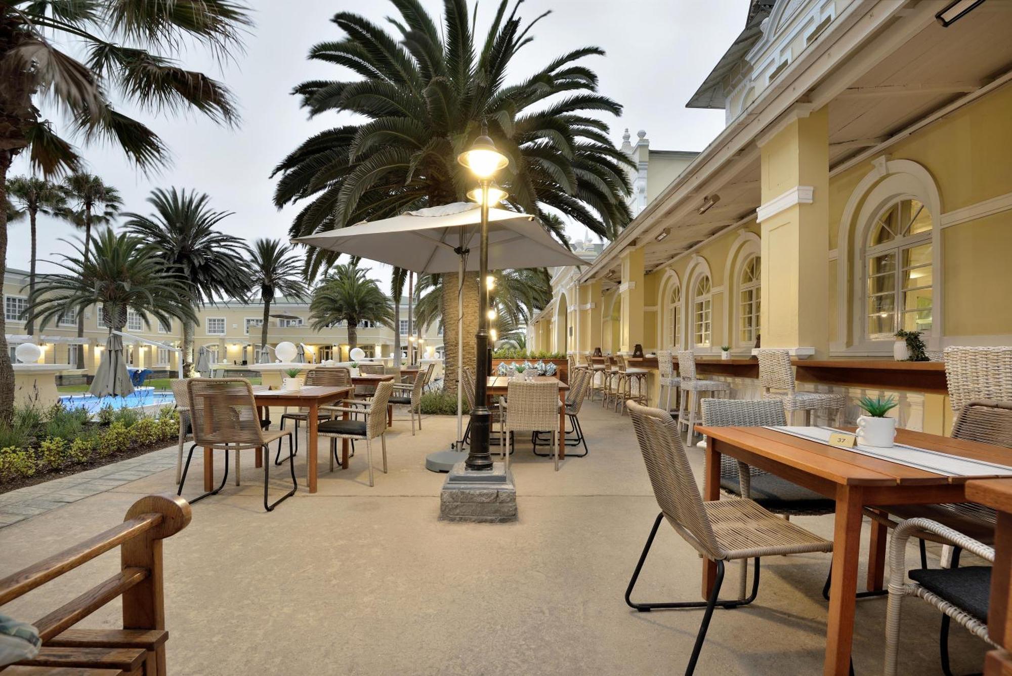 Swakopmund Hotel & Entertainment Centre Ngoại thất bức ảnh
