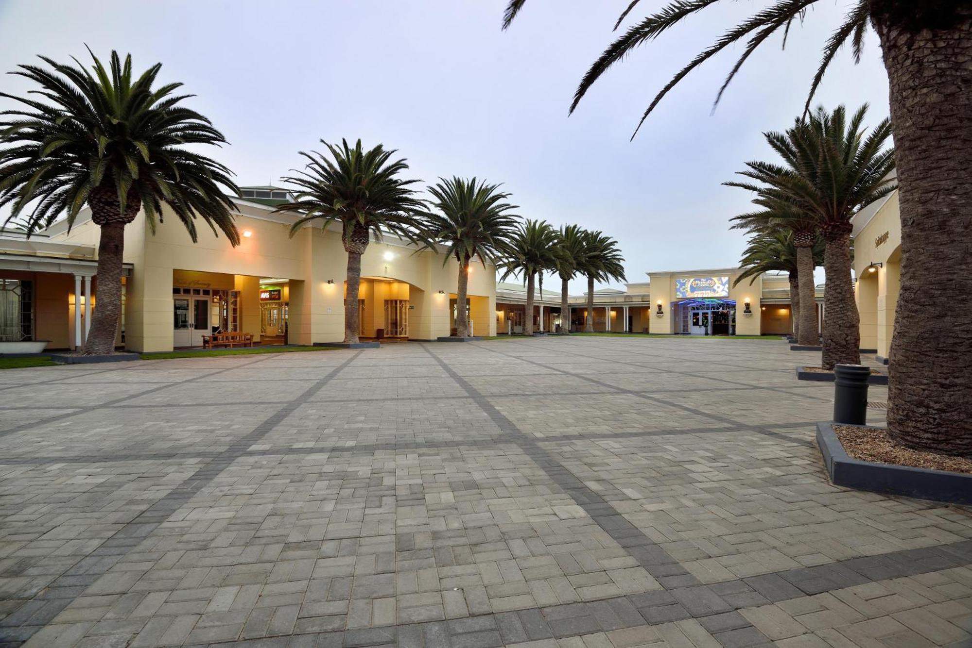 Swakopmund Hotel & Entertainment Centre Ngoại thất bức ảnh